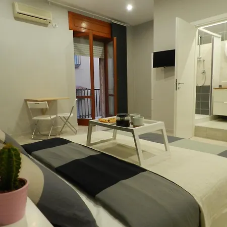 Bed & Breakfast Mola Naples