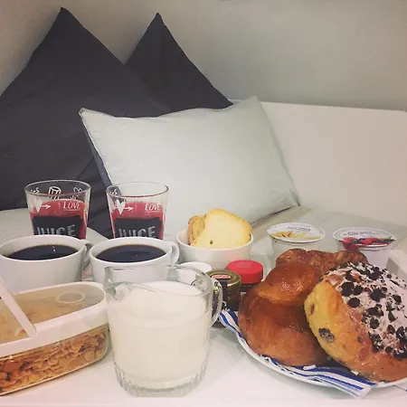 Mola Bed & Breakfast